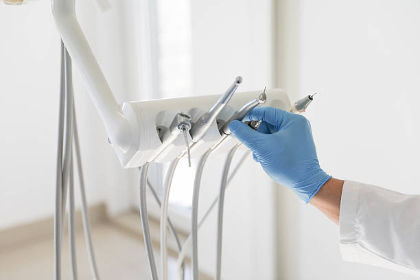24/7 Emergency Dental Implants experts in Cleveland, OH